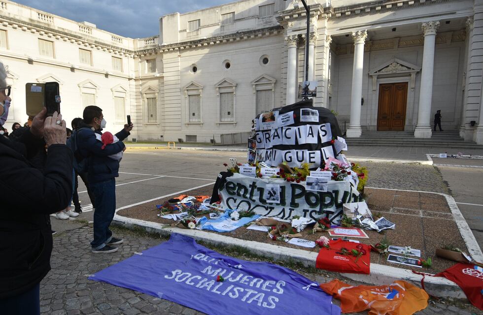 Diputados se reúnen en la primera sesión tras la muerte de Miguel Lifschitz
