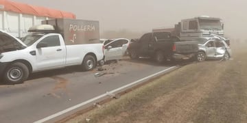 Choque en cadenta autopista Rosario - Córdoba