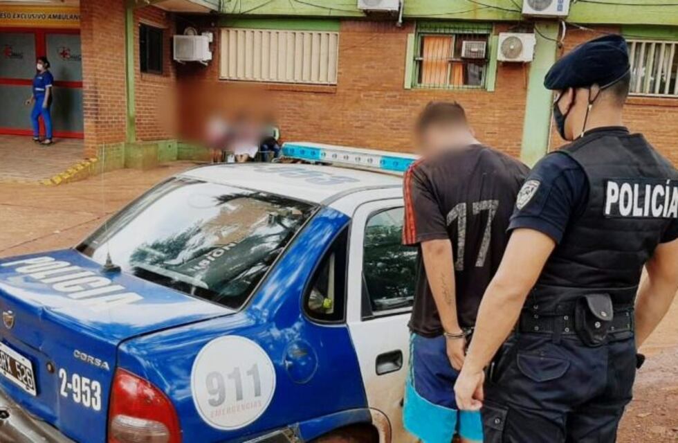 Robó un auto, impactó con otro vehículo y fue detenido
