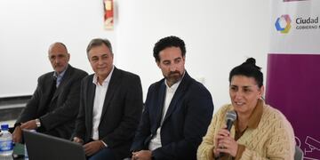 Presentaron el programa "Fomentar Empleo" en Rafaela