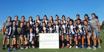 La Liga reclama que Talleres no cumple con el acuerdo alcanzado para que el fútbol femenino vuelva a las canchas (La Voz).