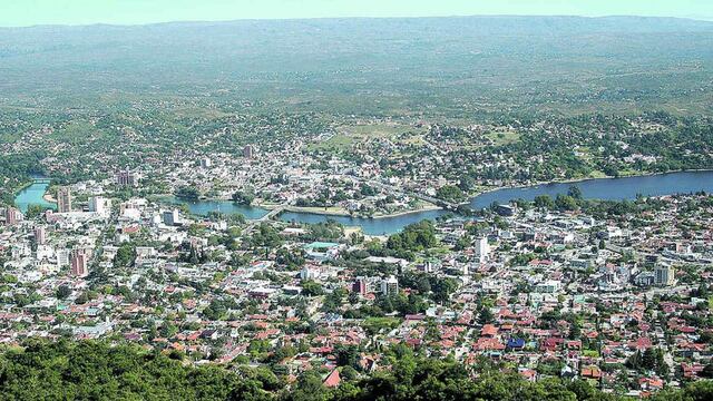 La ciudad vista desde la cumbre del cerro de la Cruz.