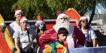 La última ruta de Remo, el “Papá Noel” riocuartense: 25 años de amor al prójimo. (Andrés Oviedo/Puntal).