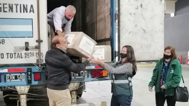 El Iscamen realizó la primera exportación a Chile de pupas esterilizadas de moscas del Mediterráneo. Gentileza Gobierno de Mendoza