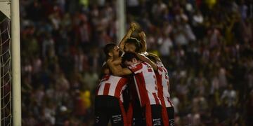 Instituto venció a Nueva Chicago y empieza a crecer la ilusión de la Gloria. (Foto: Facundo Luque)