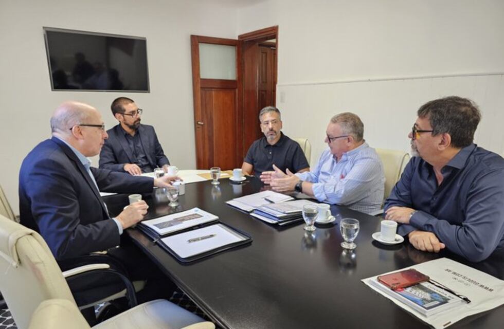 Aristimuño recibió a autoridades de COVIARA