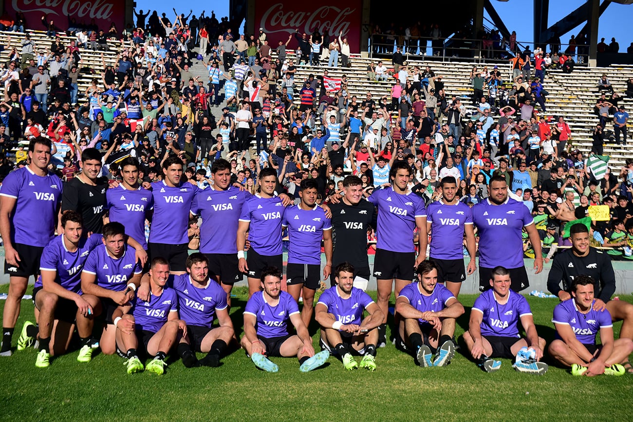 Entrenamiento abierto de Los Pumas en el Kempes. (José Gabriel Hernández / La Voz).