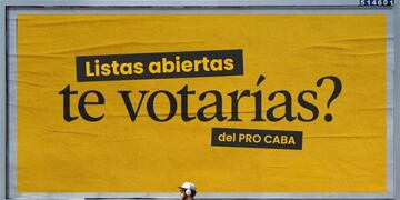 Los afiches en la Ciudad de Buenos Aires, con los que el PRO busca reclutar nuevos integrantes para su partido.