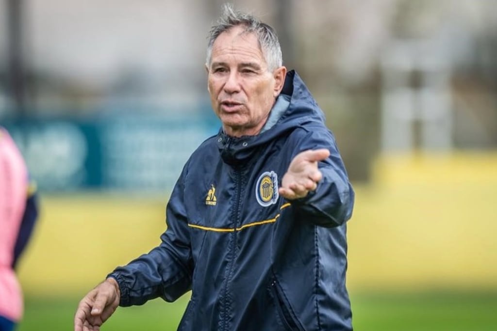 Bombazo Rosario Central: Ariel Holan dejó de ser el DT de Rosario Central tras el título que le dio la AFA.