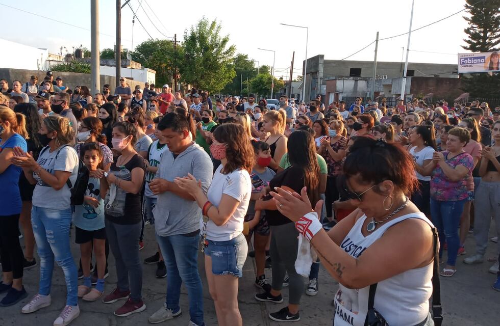 Cinco detenidos por el crimen de Capitán Bermúdez e incidentes en la comisaría