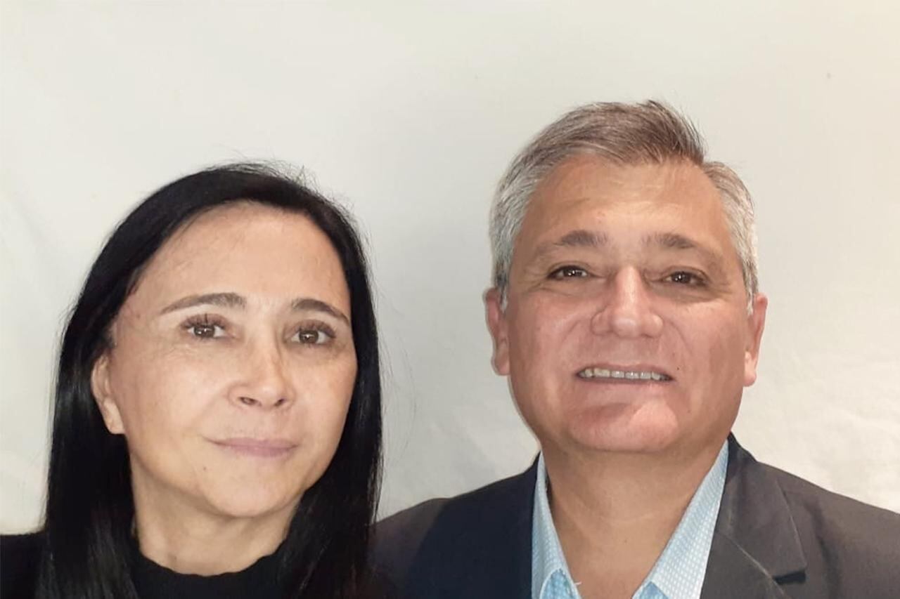 Elecciones 2025: Susana Myriam y Julio Gerardo Lucero, ingeniero y exoficial de la Fuerza Aérea, quien encabeza la alianza Córdoba te Quiero. (La Voz)