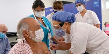 Miroli detalló que cuando el 70 por ciento de la población se haya vacunado, se alcanzará la inmunidad colectiva.
