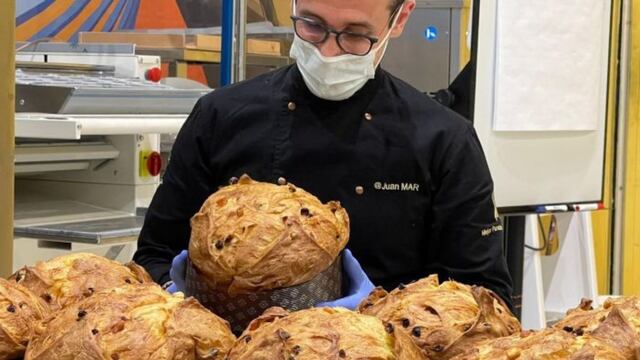 Cuánto cuesta el pan dulce de Panadería Artiaga para Navidad 2024.