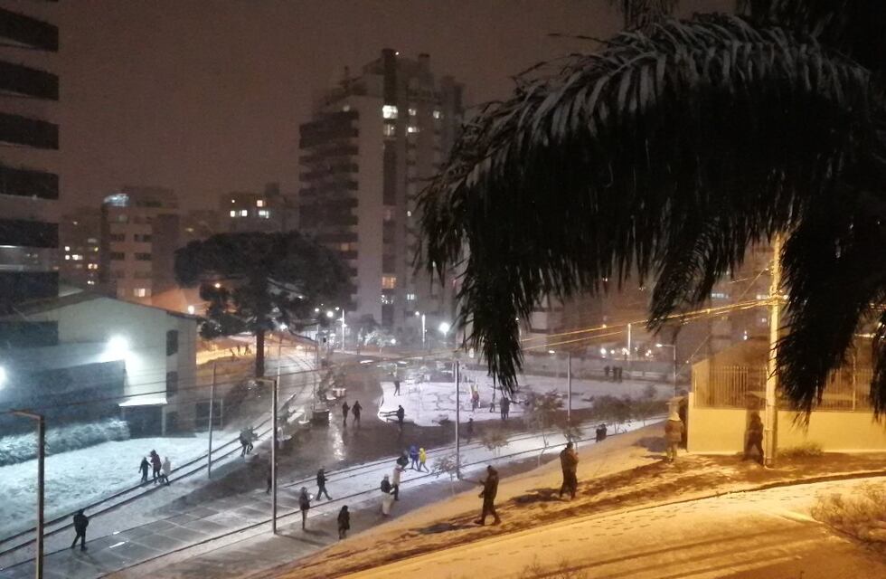 Brasil: el sur atraviesa una ola polar con tormentas de nieve y temperaturas bajo cero