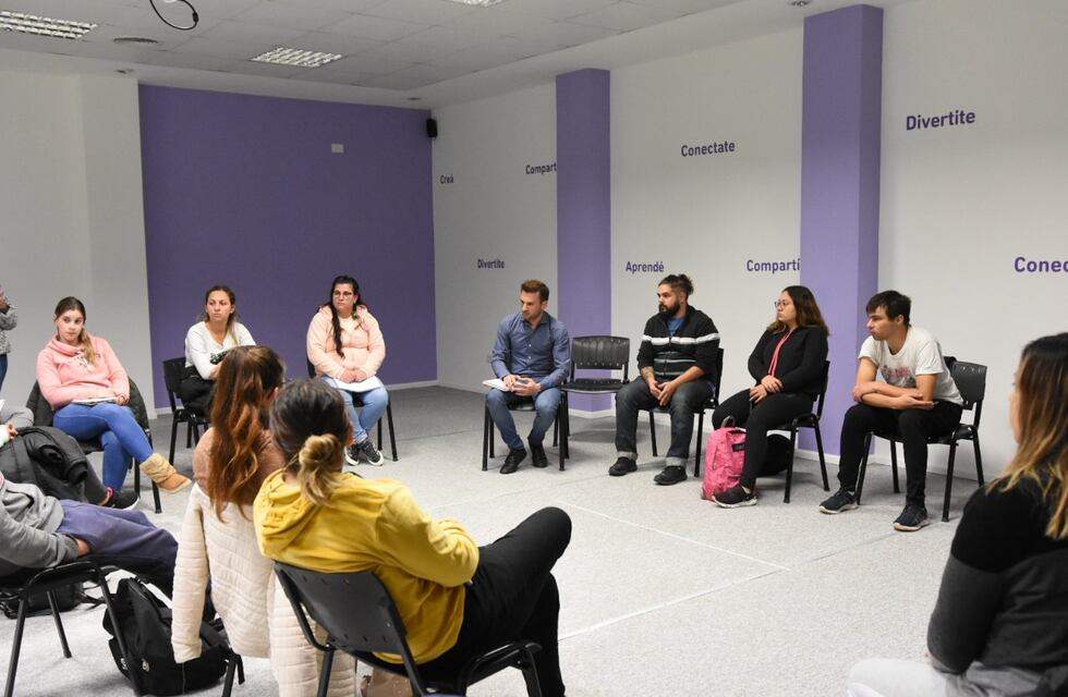 Avanza el “Curso de Habilidades Digitales”: se vienen clases de oratoria