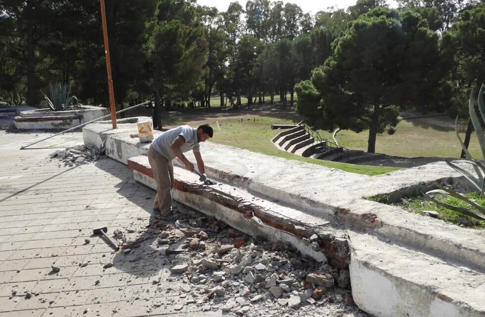 Punta Alta: comenzó el reacondicionamiento del anfiteatro y playón del parque San Martín