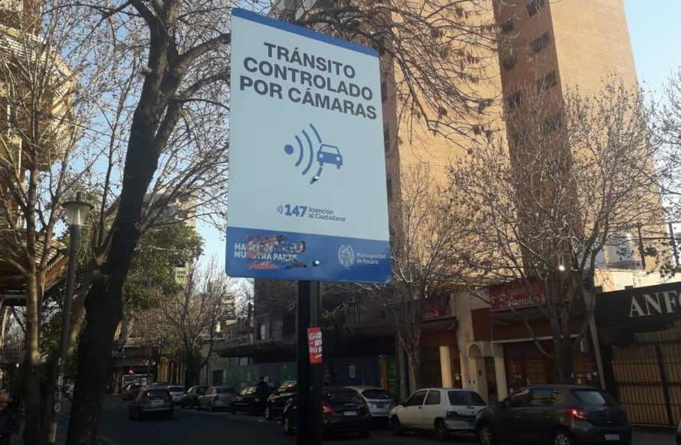 A un año del debut de las fotomultas en Rosario, bajaron los choques e internaciones