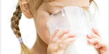 La colecta está destinada a niños de escasos recursos, para que en este invierno todos los chicos tengan una taza de leche caliente en su mesa.