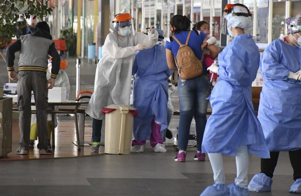 Coronavirus en Córdoba: notificaron siete fallecimientos y 2.156 nuevos casos