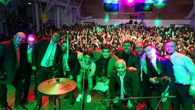 Tolhuin celebró su 51º aniversario con una fiesta llena de música