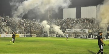 Era buscado por la policía desde el 2021 y fue detenido durante un partido de Chaco For Ever.