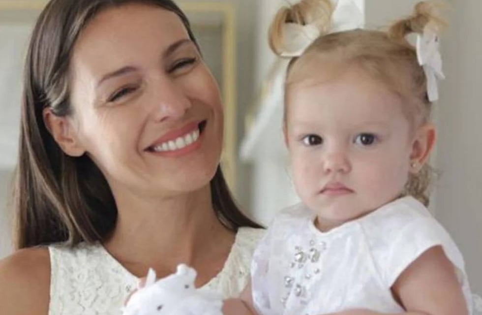 El tierno look de Ana García Moritán, la hija de Pampita: conjunto deportivo y mucha actitud