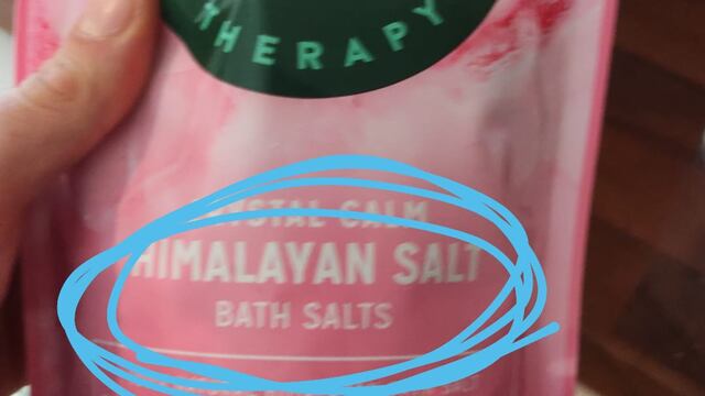 Quiso comprar sal del Himalaya y eran sales de baño.