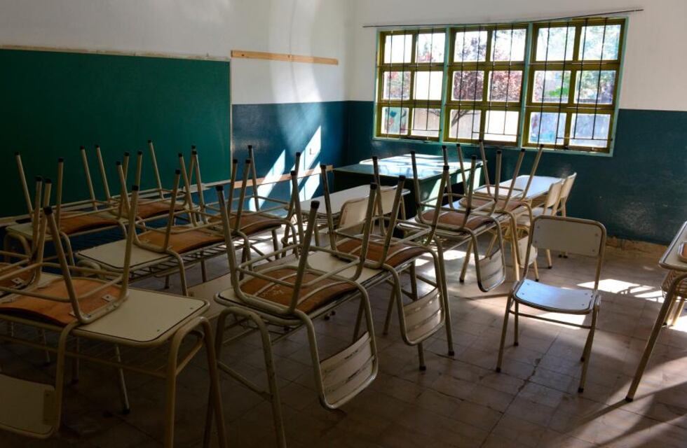 Pérez no podrá comenzar con la presencialidad en las escuelas