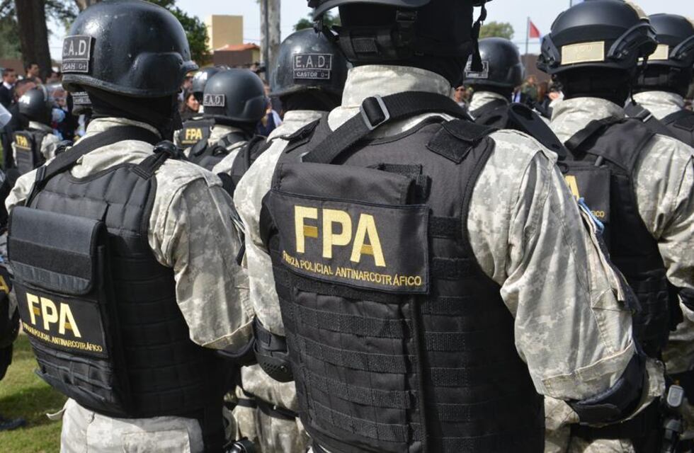 Villa María: policía de Antinarcotráfico alquilaba un departamento para producir marihuana