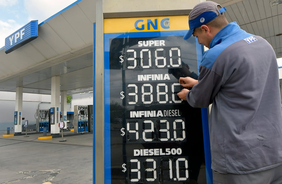 En tres pasos: averiguá cuánto cobra la nafta tu estación de servicio más cercana en CABA
