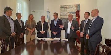 Se firmó el convenio para el inicio de las obras del proyecto hídrico Potrero del Clavillo – El Naranjal