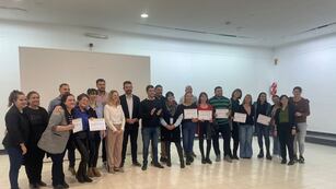 El intendente entregó diplomas a graduados de la Diplomatura de Desarrollo Territorial
