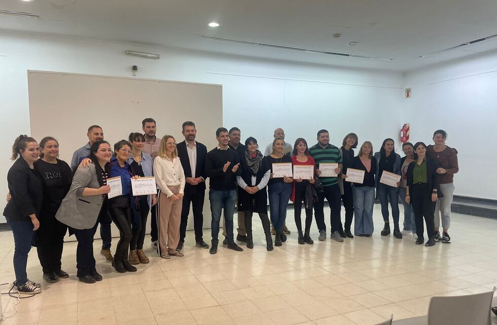 El intendente entregó 19 diplomas los graduados en la Diplomatura en Gestión Local para el Desarrollo Territorial