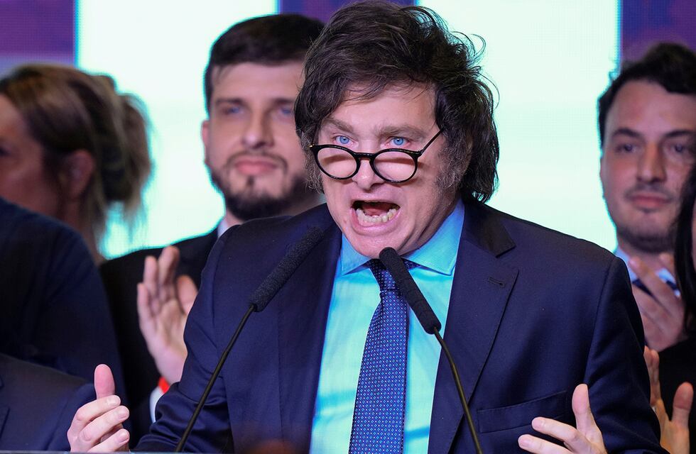 Milei retomó sus críticas al “modelo de la casta” por la escasez de nafta y la inflación