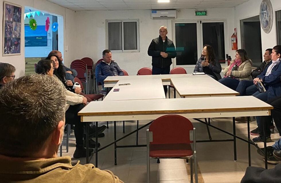 Reunión en Claromecó del Movimiento Vecinal Renovación