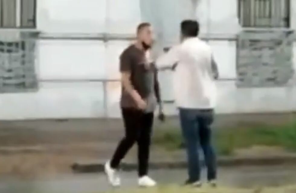 Aprehenden a un policía tras protagonizar una pelea callejera