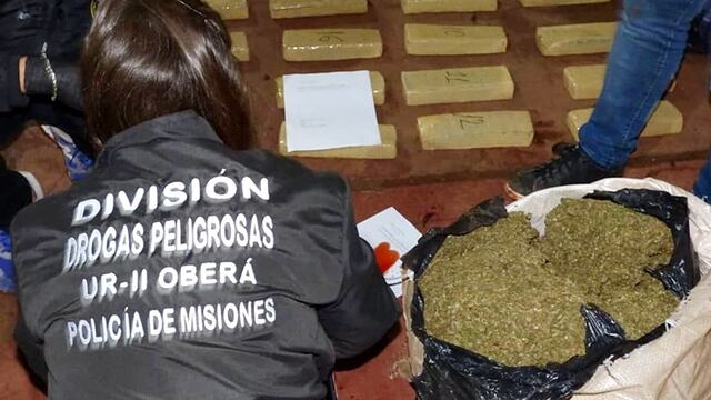 Persecución y arresto por transporte de marihuana. Policía de Misiones