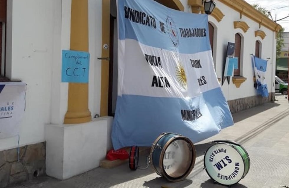 Los trabajadores municipales pusieron en marcha el paro por 48 horas