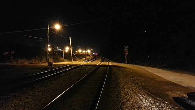 Denunciaron la aparición de un fantasma sobre las vías del Tren Roca, en La Plata.
