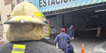 Una fuga de gas en el Centro de Córdoba requirió evacuar a más de 50 personas y un corte de tránsito.
