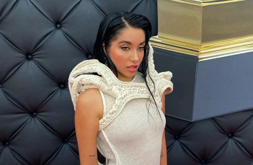 El vestido de María Becerra en los Grammys 2022: industria argentina y sustentable