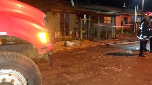 Incendio en una vivienda en Hipólito Yrigoyen dejó un fallecido.