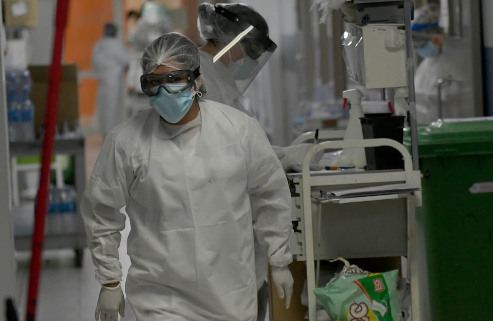 Mendoza registró este jueves 2 muertos y 453 casos de Covid-19