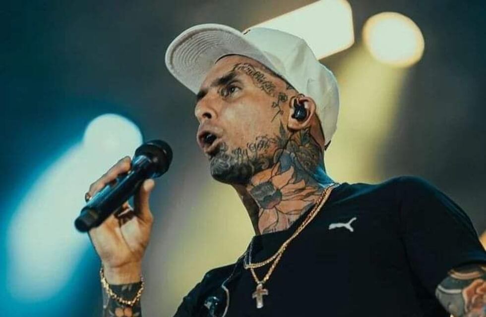 El cantante uruguayense Emanuel Noir donó ventiladores a escuelas