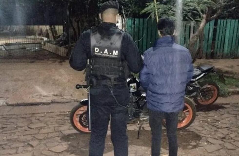 Posadas: chocó a un motociclista y huyó de la escena