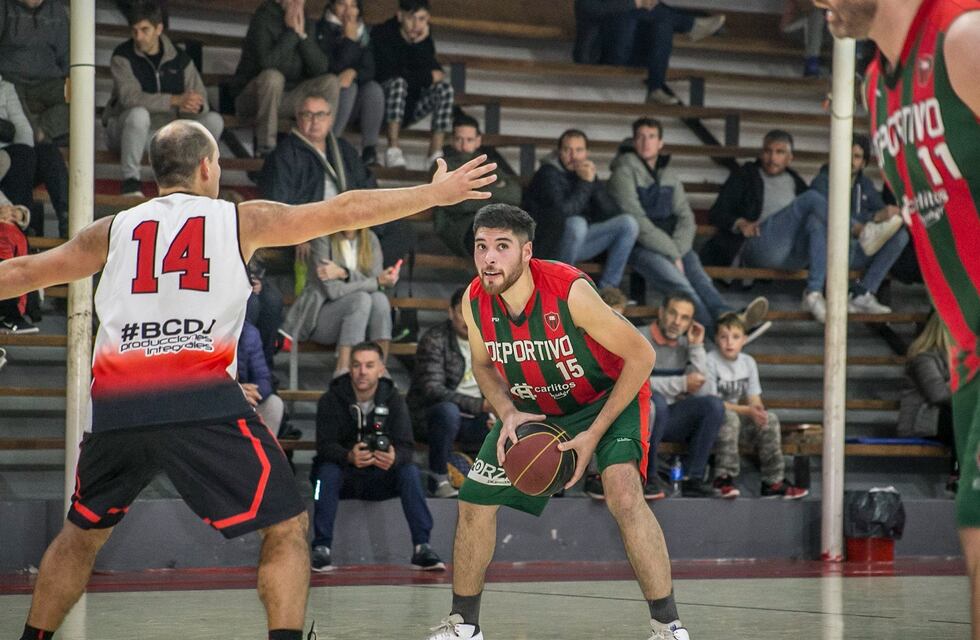 Alumni y Costa Sud los lideres del Oficial