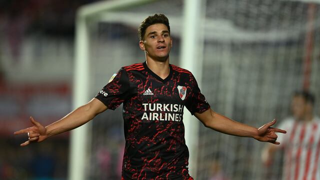 Julián Álvarez marcó un doblete en la goleada de River ante Unión por 5 a 1.