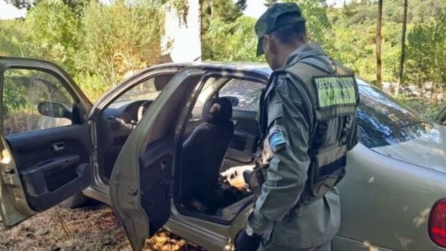 Incautan un auto acondicionado para el contrabando en Bernardo de Irigoyen.