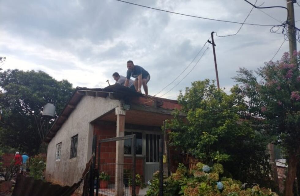 Fuerte temporal generó daños en barrios de Campo Viera y Leandro N. Alem