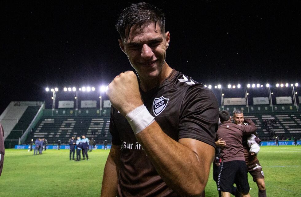 Es una de las promesas del fútbol argentino, podría ser convocado a la Selección y se lo quiere llevar uno de los gigantes de Europa